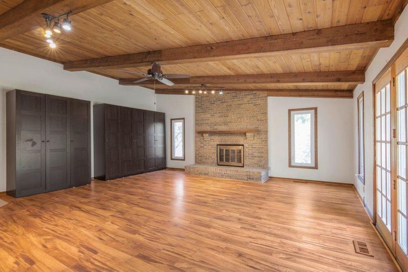 1668 3rd St SW, New Brighton, MN 55112