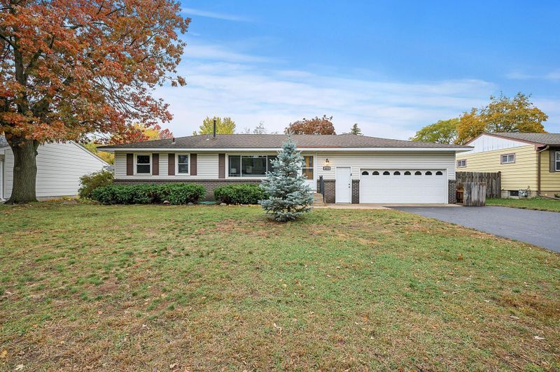 6033 Quebec Ave N, Brooklyn Park, MN 55428