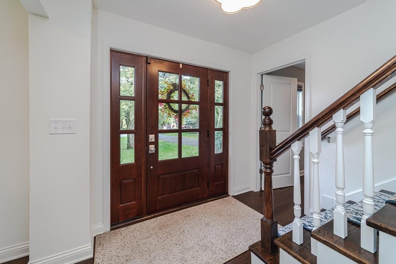 1448 Highview Ave, Eagan, MN 55121