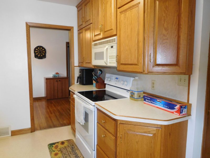114 3rd Ave Se, Elbow Lake, MN 56531
