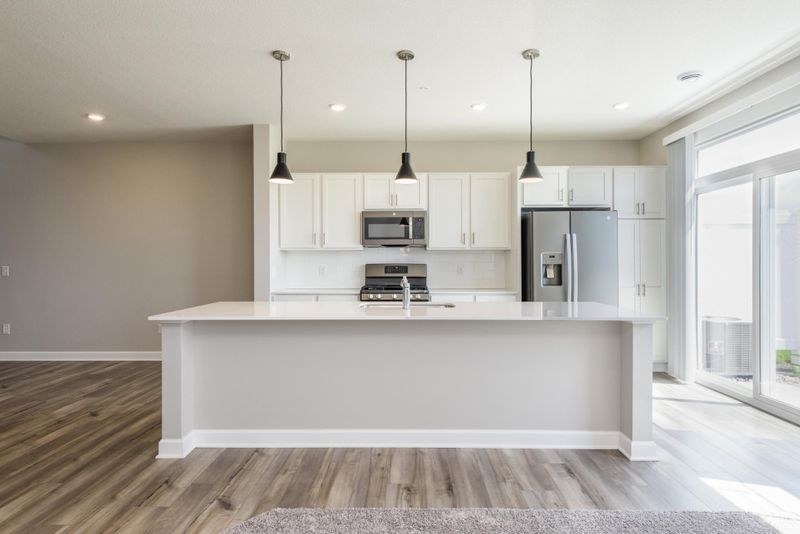 1608 144th St E, Rosemount, MN 55068