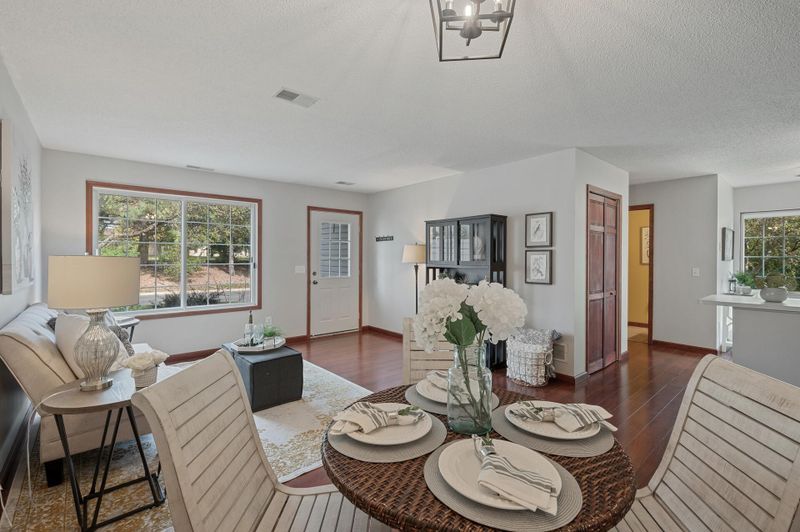 4264 Meghan Ln #1108, Eagan, MN 55122