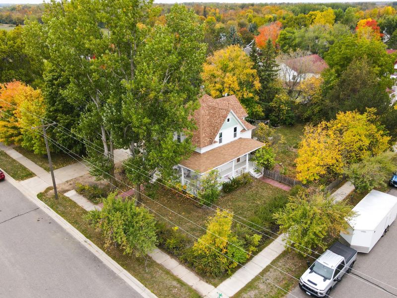 302 2nd St NW, Bertha, MN 56437