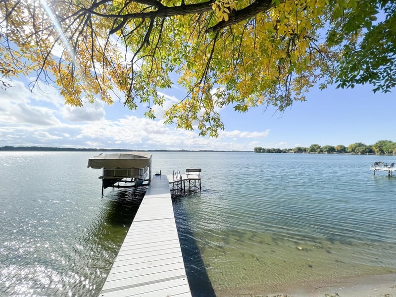 16 Benjamins Rd, Garvin, MN 56132