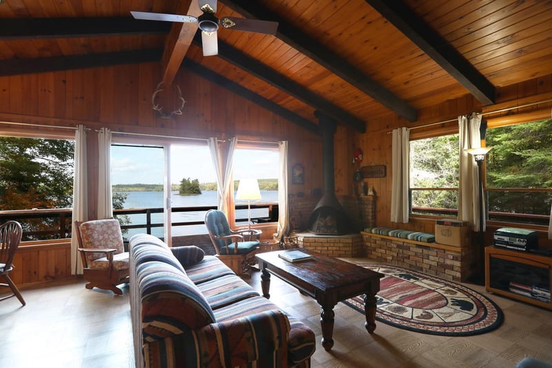 8313 Soderholm Beach Rd, Cook, MN 55723