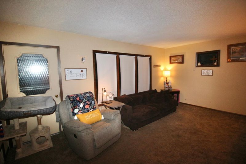 708 5th St SE, Little Falls, MN 56345