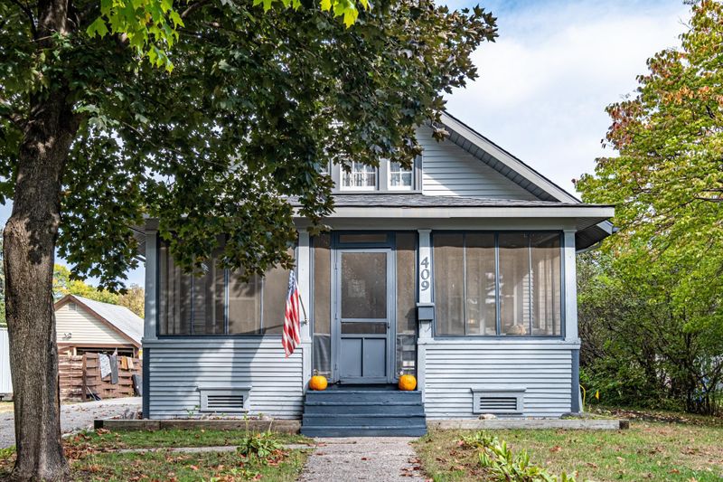 409 E 4th St, Litchfield, MN 55355