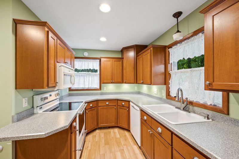 210 3rd Ave SW, Faribault, MN 55021