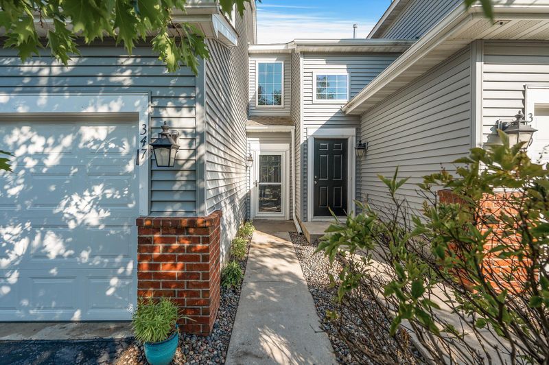347 Heritage Trl, Circle Pines, MN 55014