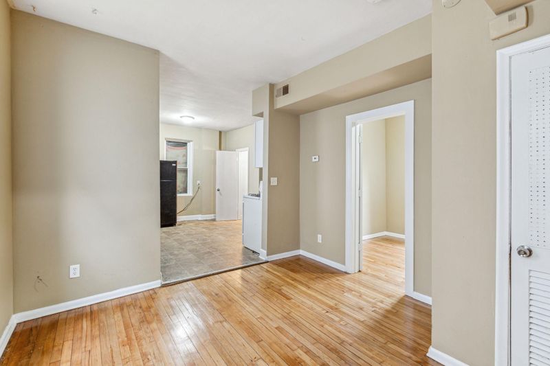 1039 Victoria St N, Saint Paul, MN 55103