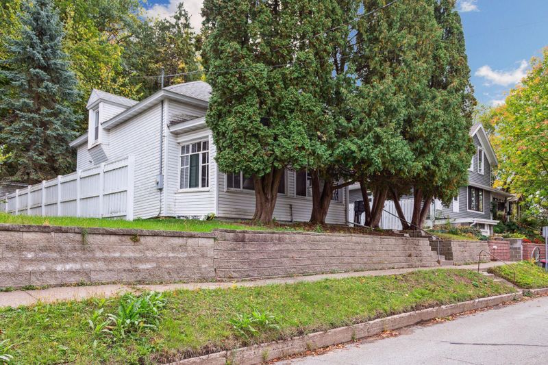 123 W 8th St, Red Wing, MN 55066