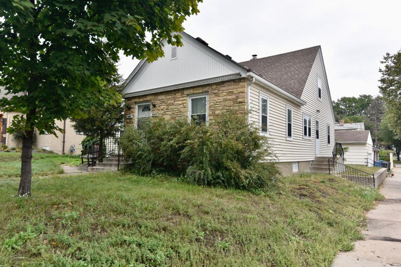 4667 Cedar Ave S, Minneapolis, MN 55407