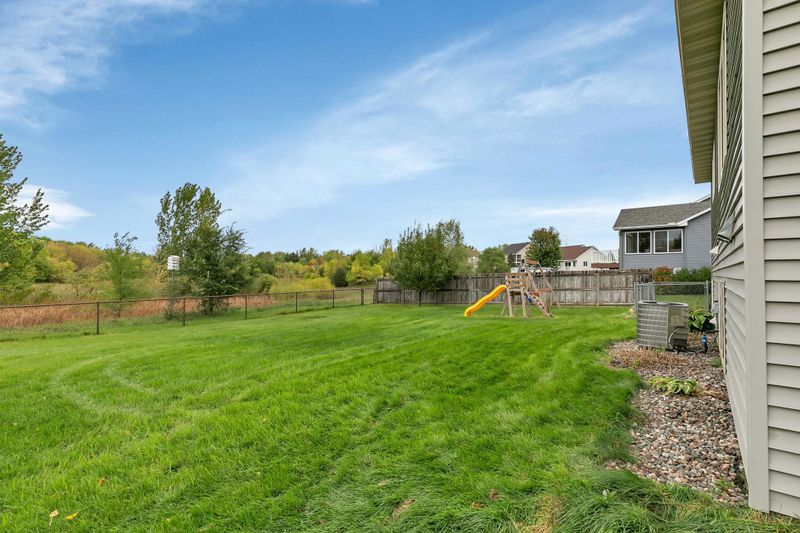 1029 Cory Ln, Saint Cloud, MN 56303