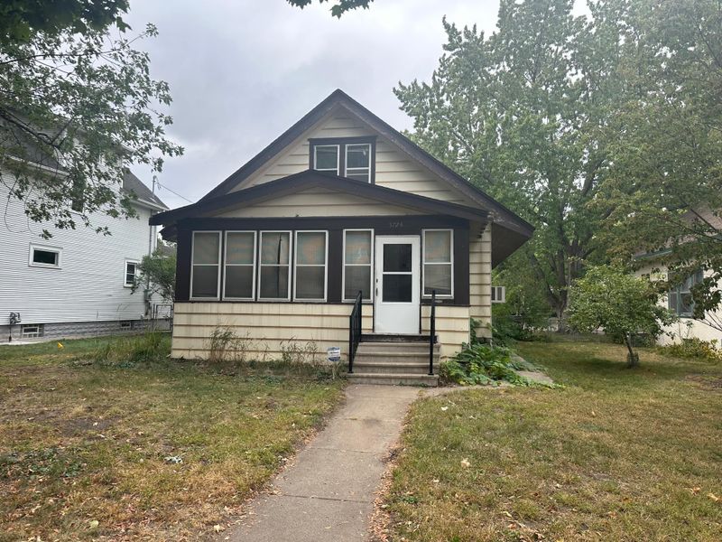 3724 13th Ave S, Minneapolis, MN 55407