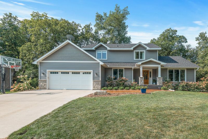 829 Amur Cir, Delano, MN 55328