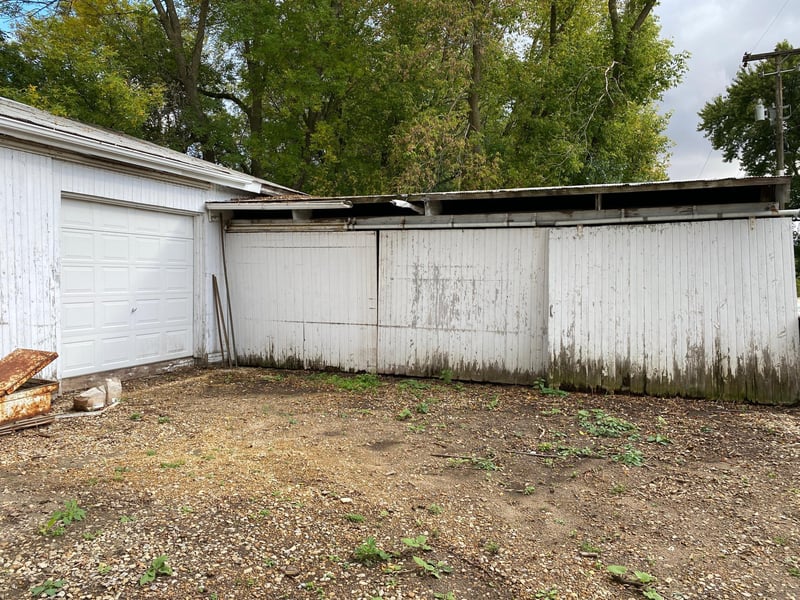108 E State St, Kiester, MN 56051