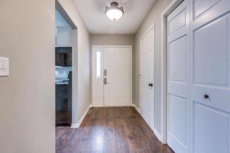 1344 Willow Wood Dr SE, Cambridge, MN 55008