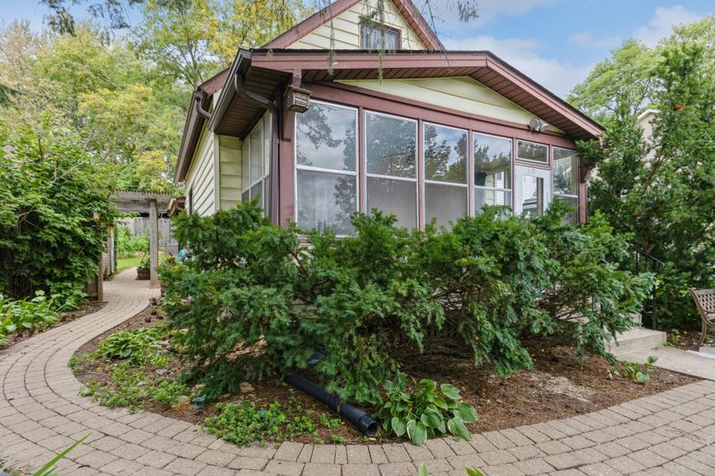 727 Butternut Ave, Saint Paul, MN 55102