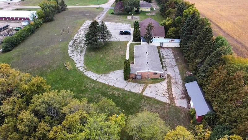 620 3rd St NE, Elbow Lake, MN 56531