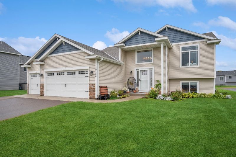 19144 Hoover St NW, Elk River, MN 55330