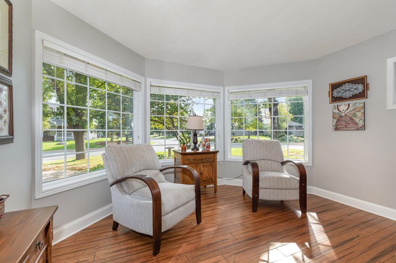 1006 Columbus Ave S, New Prague, MN 56071