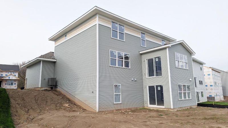4757 Martingale Dr, Woodbury, MN 55129