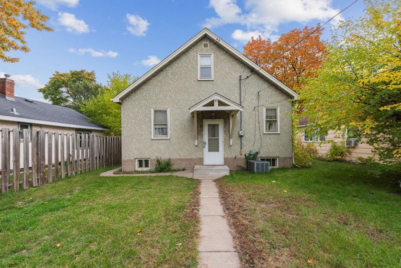 5207 N 4th St, Minneapolis, MN 55430