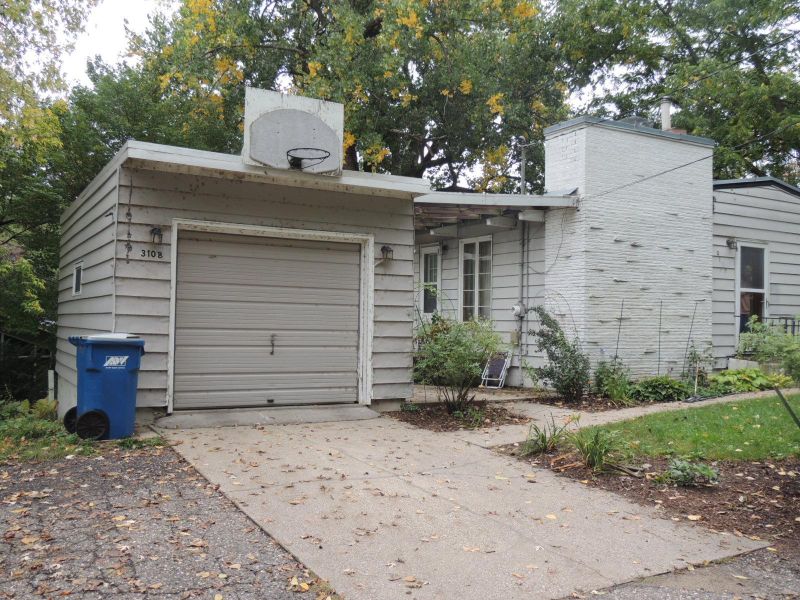 3108 Brooks Ln, Minnetonka Beach, MN 55391