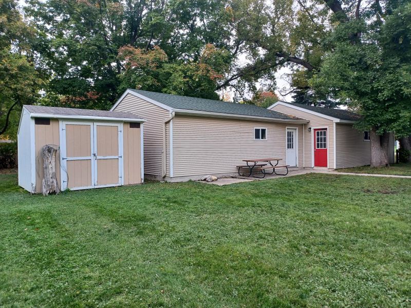 401 W 10th St, Morris, MN 56267