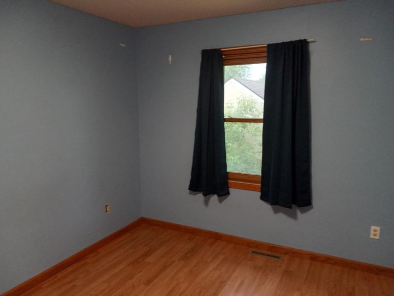 345 4th Ave SE, Milaca, MN 56353