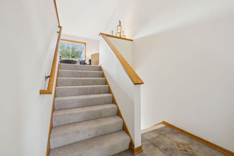 32 Pine Pl, Farmington, MN 55024