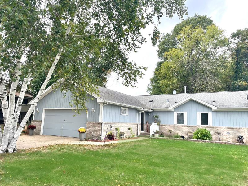 2116 Spruce Dr, Brainerd, MN 56401