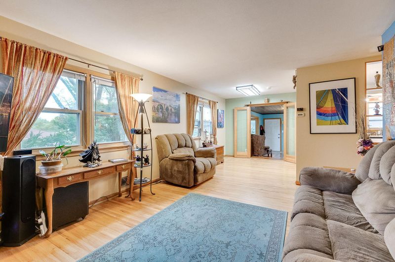 1774 Upper Afton Rd, Saint Paul, MN 55106