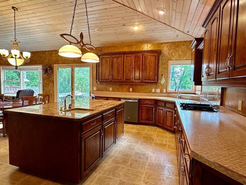 12400 County Road 4 NE, Spicer, MN 56288