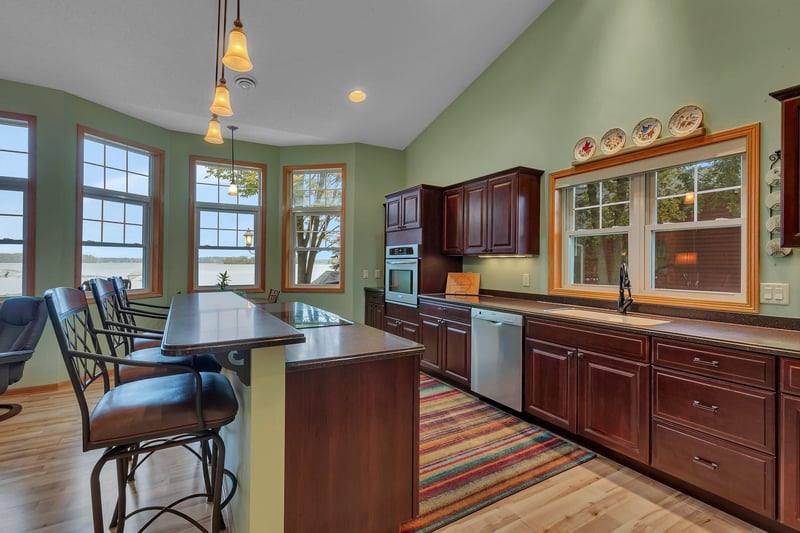 1942 Fish Trap Lake Dr, Cushing, MN 56443