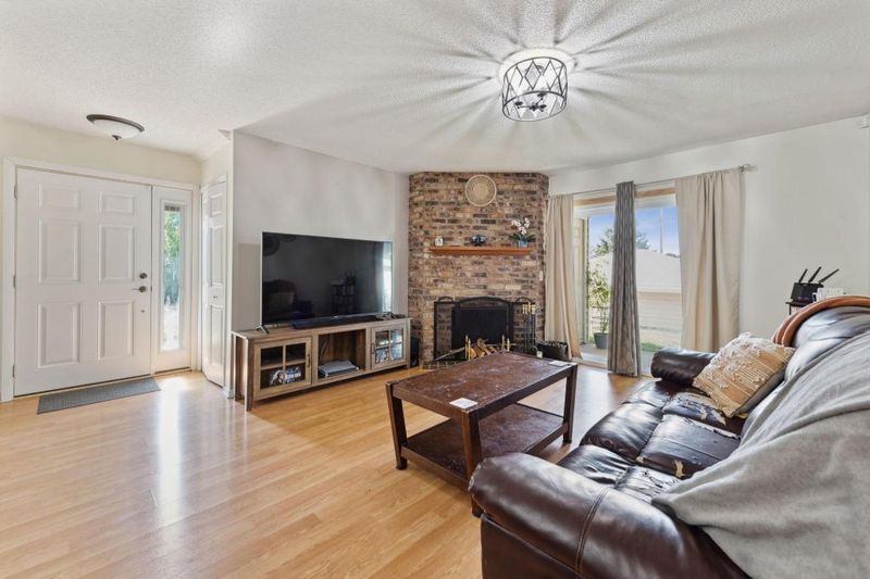 930 E Travelers Trl #65, Burnsville, MN 55337