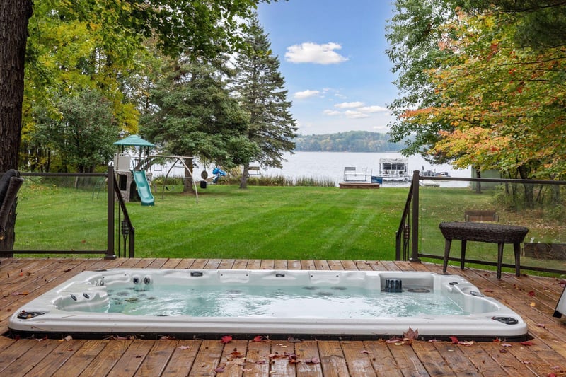 27640 Hill Rd, Spooner, WI 54801