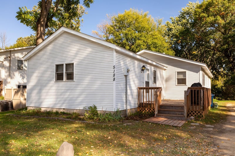 5188 Division Ave, White Bear Twp, MN 55110