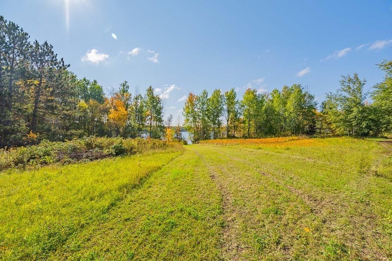 Xxx Long Lake Rd, Makinen, MN 55763