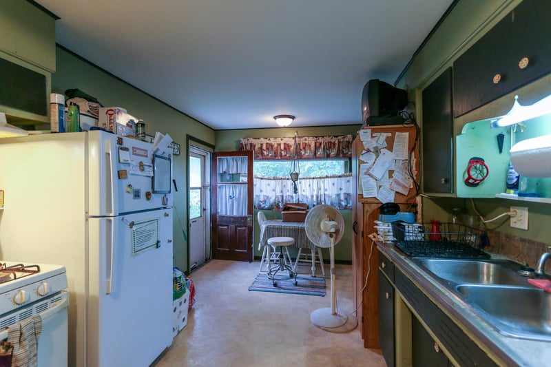 208 3rd Ave NW, Kasson, MN 55944