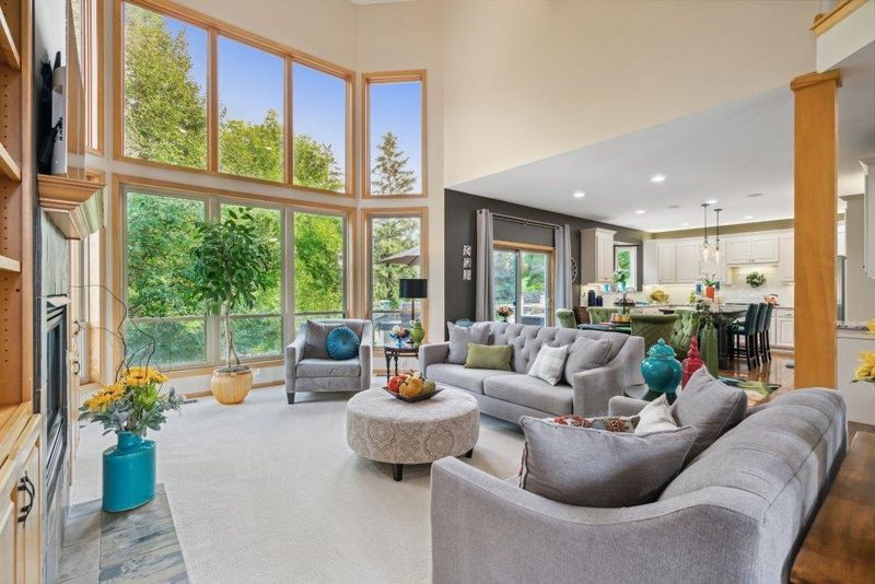 9857 Windsor Ter, Eden Prairie, MN 55347