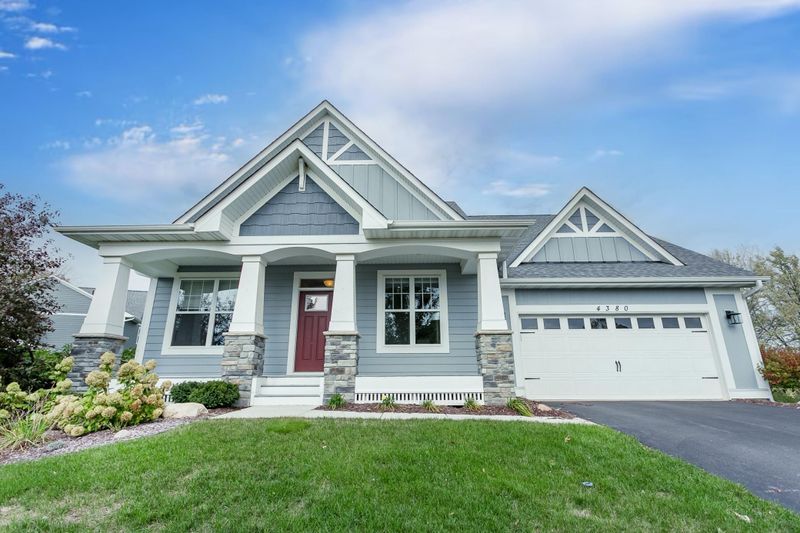 4380 Millstone Ct, Chaska, MN 55318