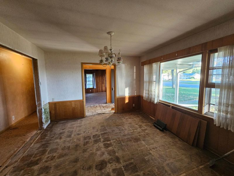 802 6th St S, Princeton, MN 55371
