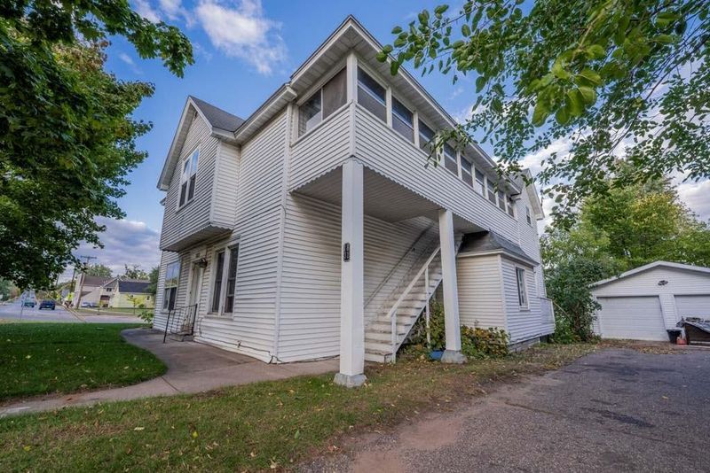 1831 Whipple St, Eau Claire, WI 54703