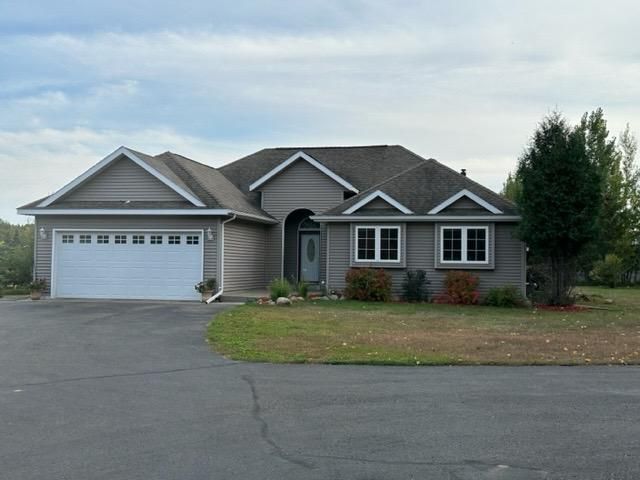 1396 Winter Dr NW, Bemidji, MN 56601
