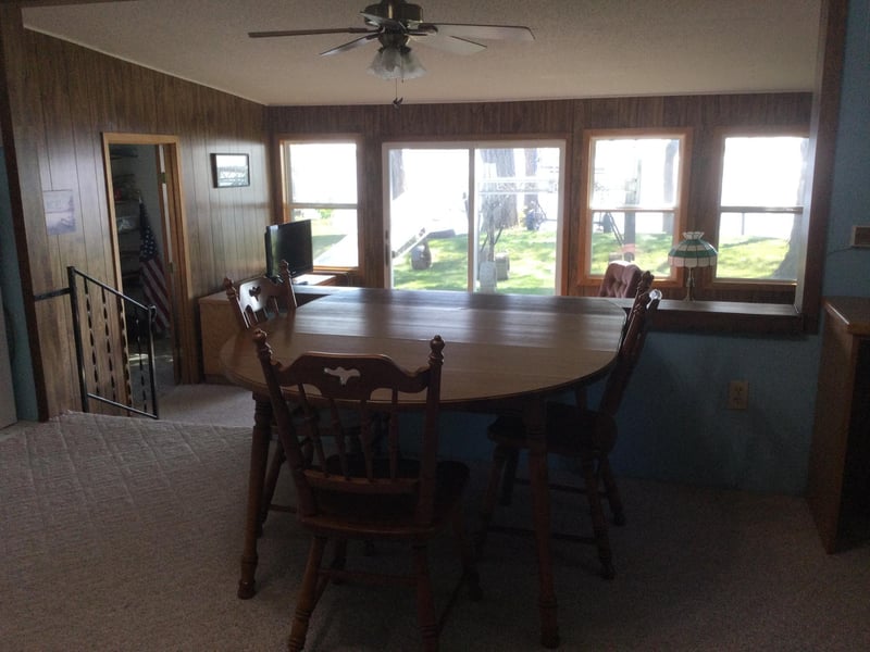 1061 N Shore Dr, Hendricks, MN 56136