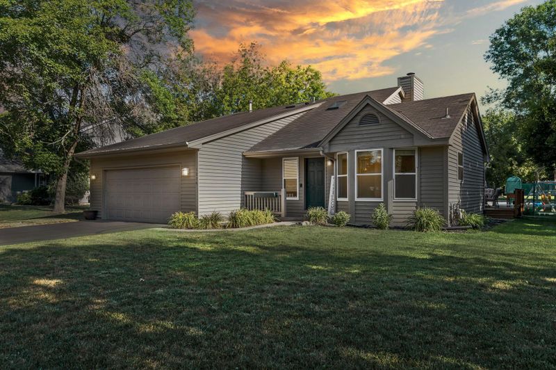 1216 88th Ave N, Brooklyn Park, MN 55444