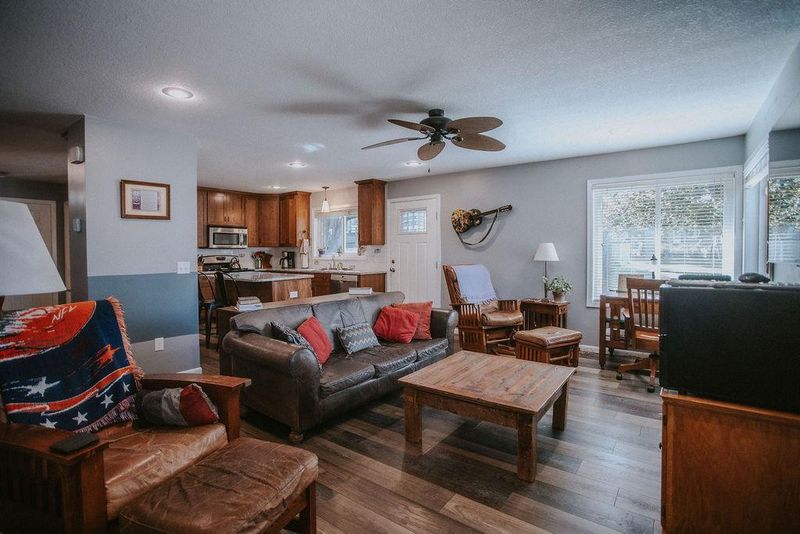 517 S Elm Ave, Owatonna, MN 55060