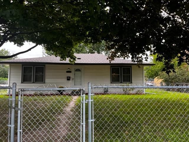 4749 Welcome Ave N, Crystal, MN 55429