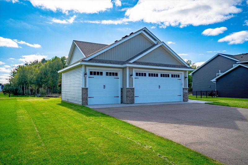 8087 384th Trl, North Branch, MN 55056